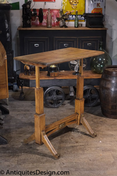 meuble de metier ancienne table a dessin art deco en chene